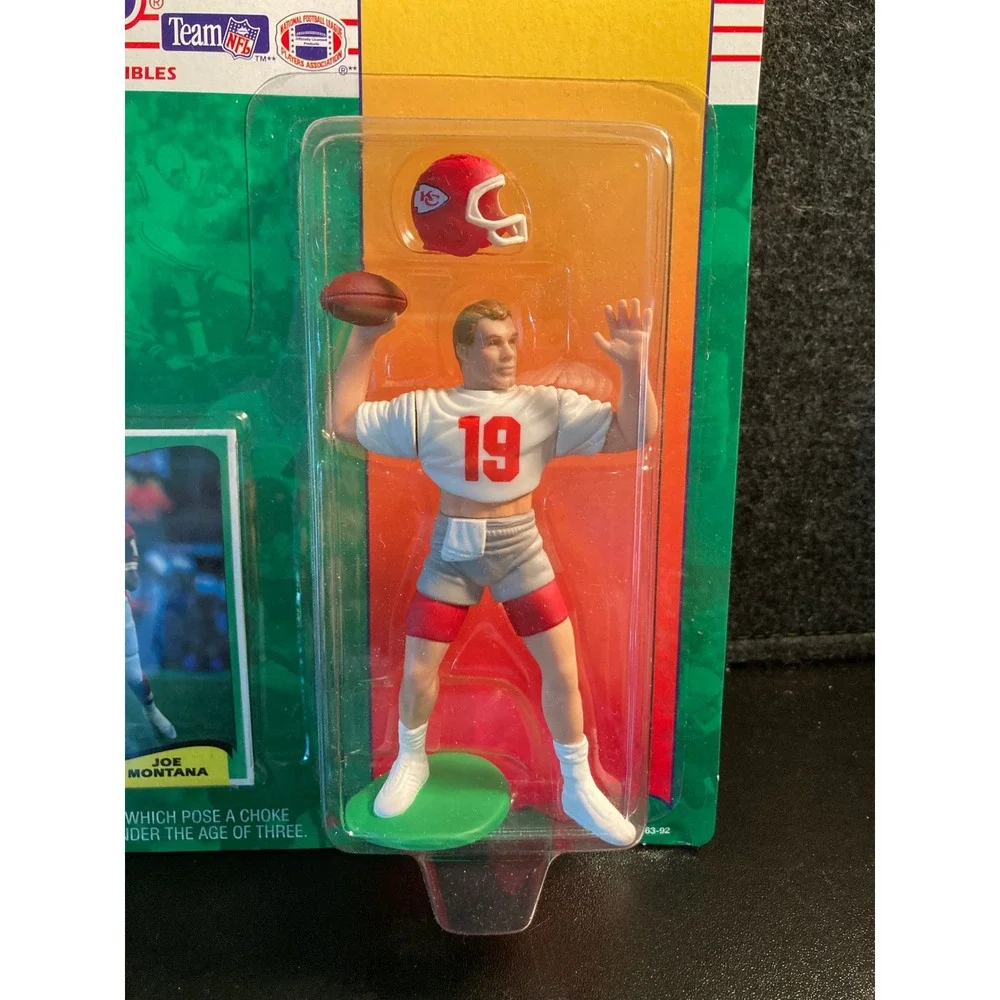 Kenner Starting Lineup 1994 Joe Montana Kansas City Chiefs Figure with Card NEW